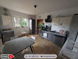 Maison 3 façades et appartement à Herbesthal