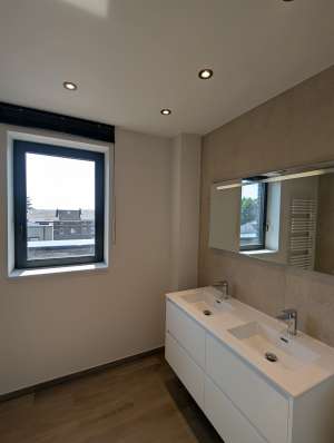 Appartement neuf de Standing avec terrasse panoramique (2 chambres + emplacement parking)