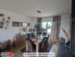 Maison 3 façades et appartement à Herbesthal