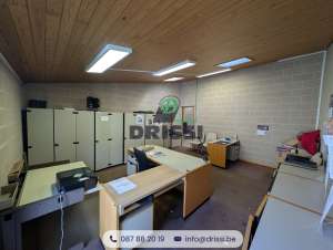 Immeuble de commerce et de bureaux à Welkenraedt
