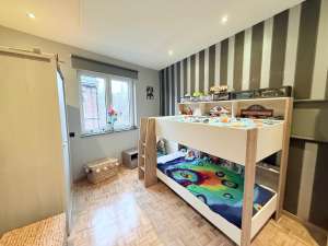 Jolie Maison 3 façades avec atelier/garage