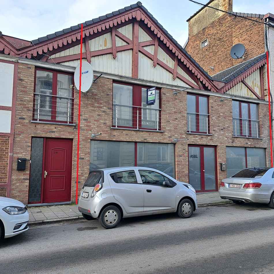 Photo de Immeuble mixte