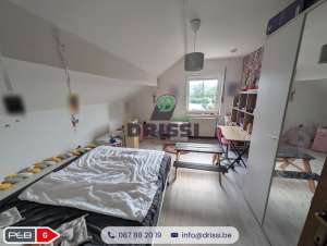 Maison 3 façades et appartement à Herbesthal